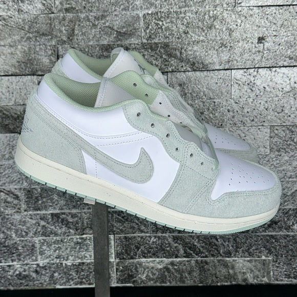 Jordan 1 Low SE Seafoam